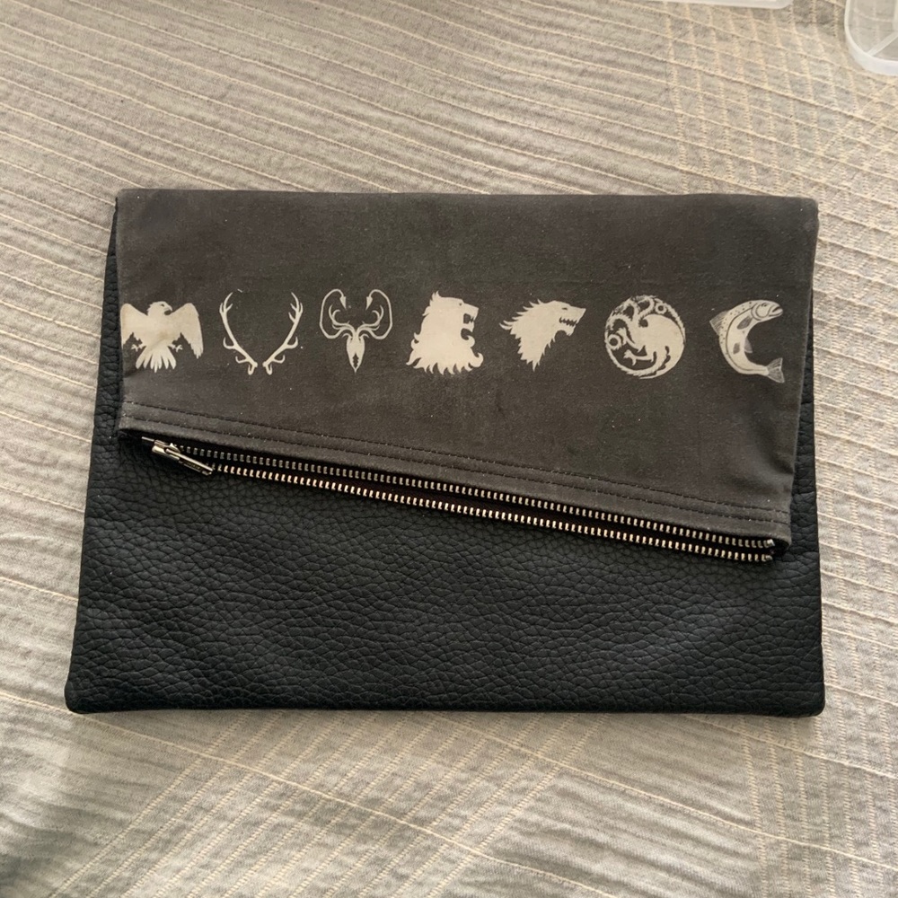 Game Of Thrones Sigils clutch bag